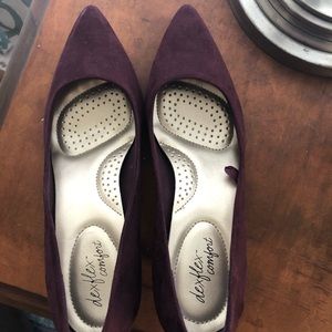 Suede kitten heel pumps